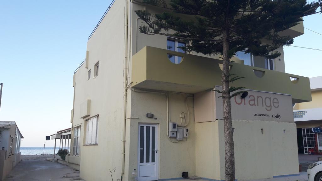Orange Fodele Apartment Bagian luar foto