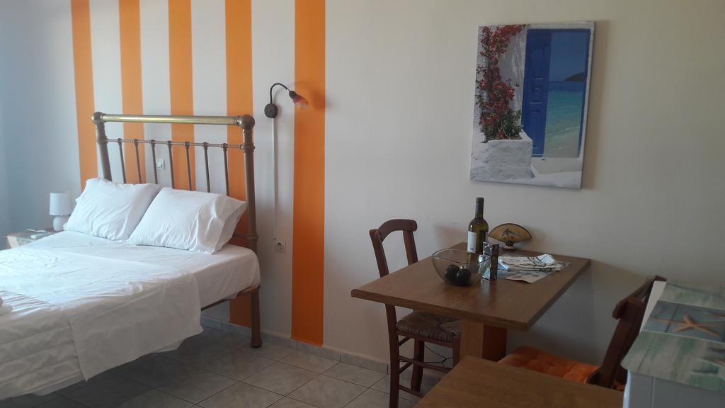Orange Fodele Apartment Bagian luar foto