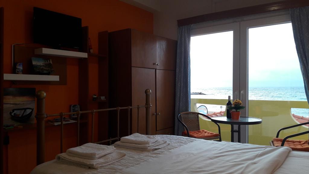 Orange Fodele Apartment Bagian luar foto